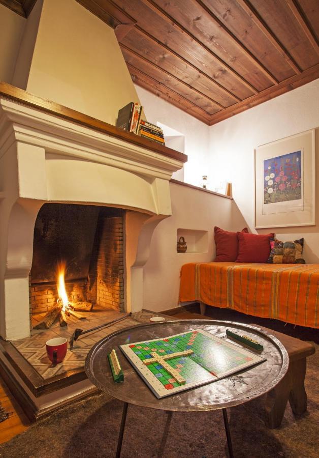 Mpelleiko Hotel Sztemníca Kültér fotó